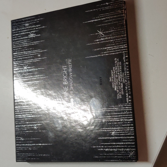 lorac shine bright pro eyeshadow palette - Picture 3 of 3